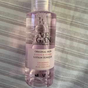 vegan happy skin essence toner